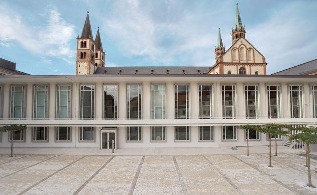 Burkardushaus, Tagungszentrum Am Dom Wurtzburgo Exterior foto